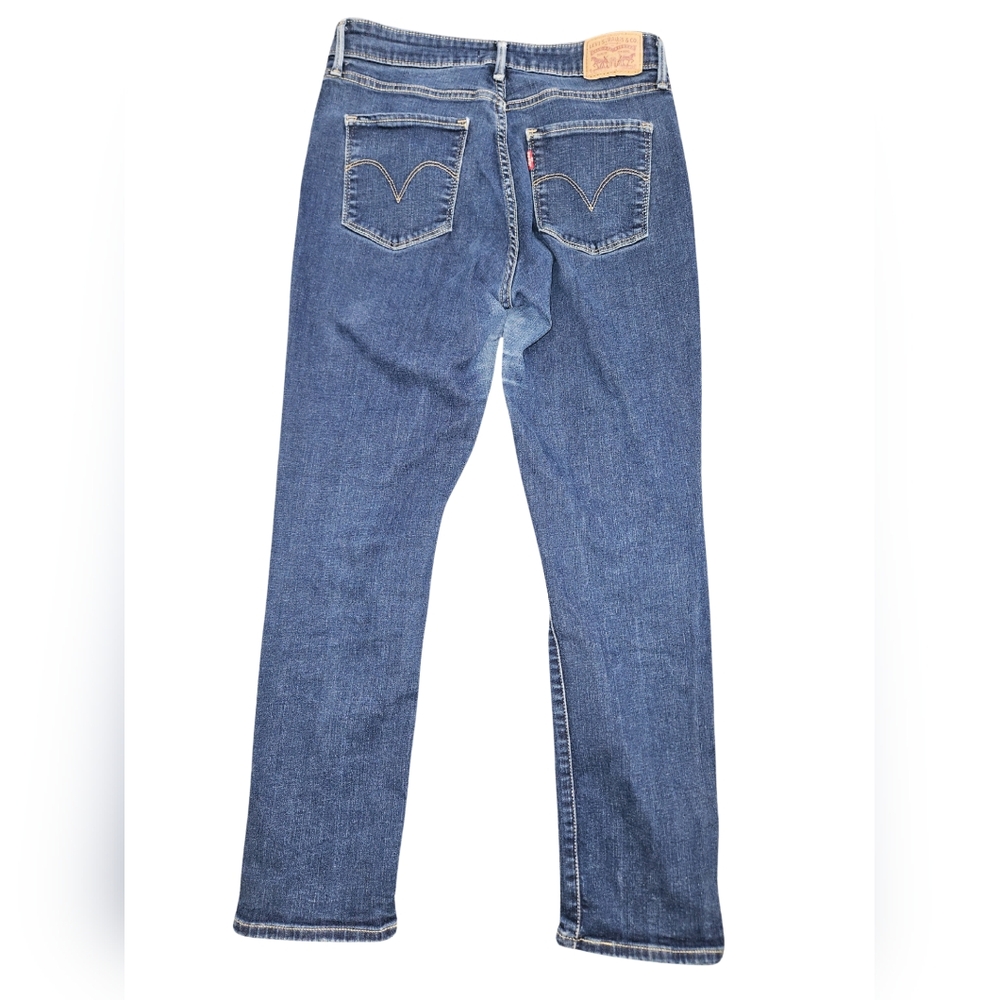 Levi's Blue Men's Jeans excellent for this summer.